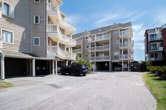 1411 Lake Park Blvd S-Unit -Salty Hammocks 7A in Carolina Beach, NC - Building Photo - Building Photo