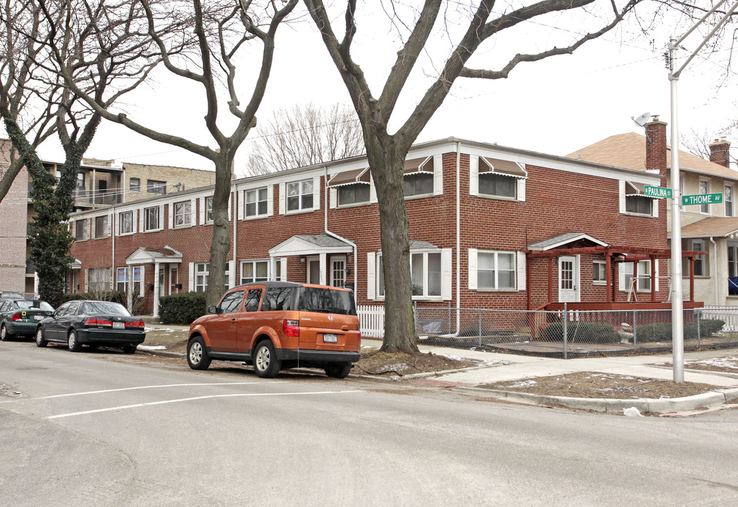 1700-1710 W Thome Ave in Chicago, IL - Building Photo