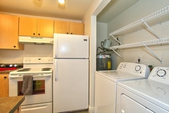 Block 88 in Vancouver, WA - Building Photo - Building Photo