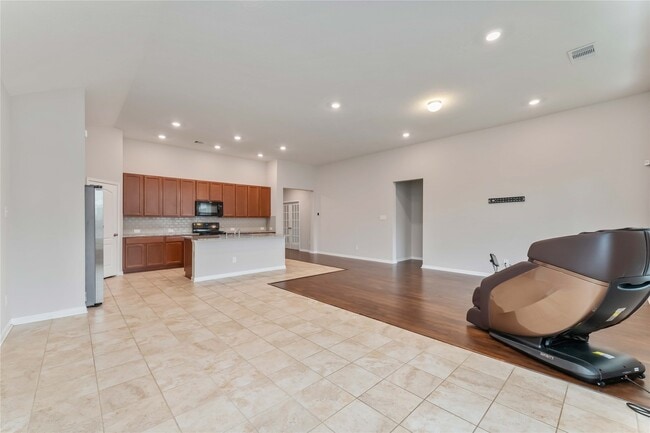 property at 5914 River Timber Trl