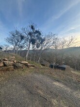 4388 Old Hwy 99 S in Ashland, OR - Building Photo - Building Photo