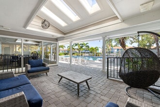 Trellis at the Lakes in St. Petersburg, FL - Building Photo - Building Photo