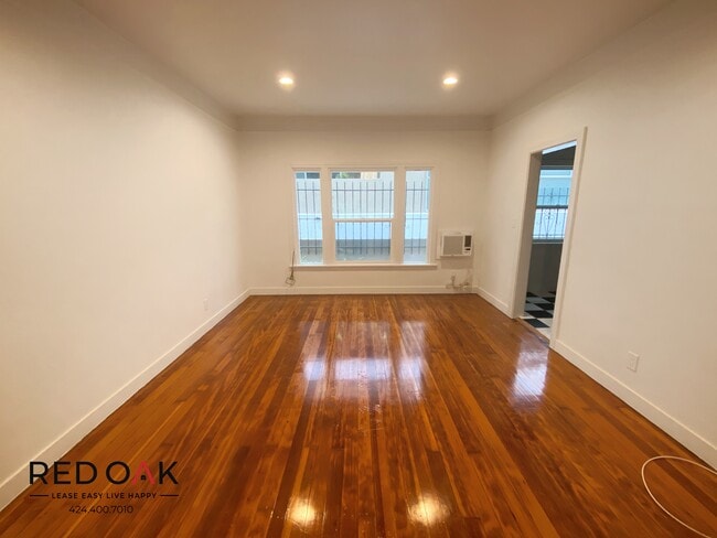 property at 1818 Whitley Ave