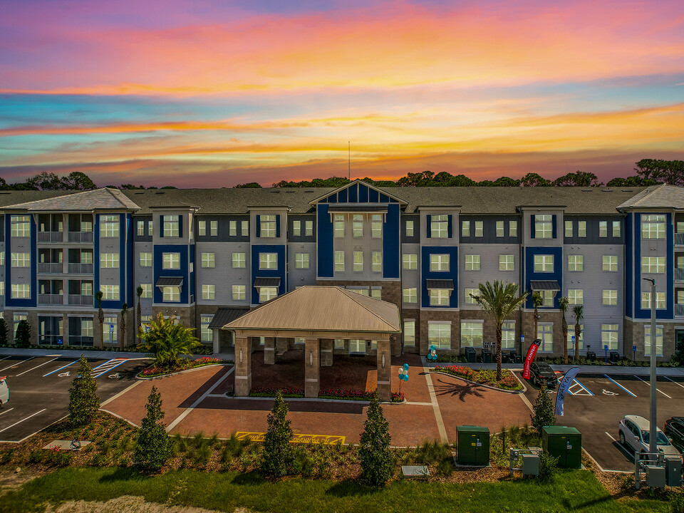 Arya at Windermere in Ocoee, FL - Building Photo