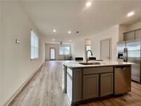 10700 Deaton Ln in Austin, TX - Building Photo - Building Photo