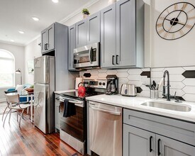 1927 N 33rd St in Philadelphia, PA - Building Photo - Building Photo