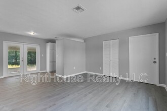 1533 N Normandy Blvd in Deltona, FL - Building Photo - Building Photo