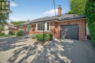 530 Blythwood Rd in Toronto, ON - Building Photo - Building Photo