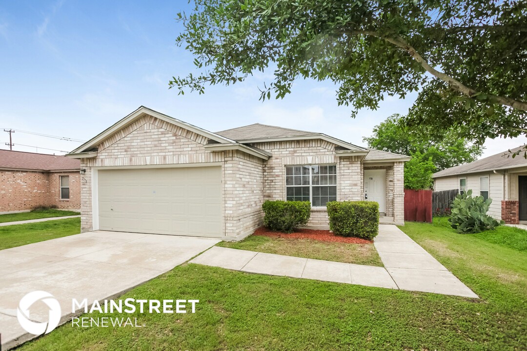 7778 Eastbrook Farm in San Antonio, TX - Building Photo