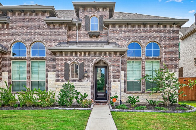 property at 11238 Buchanan Cvs Ln