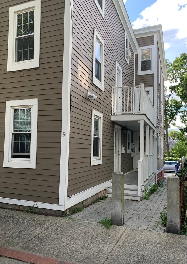 property at 9 Andrew St