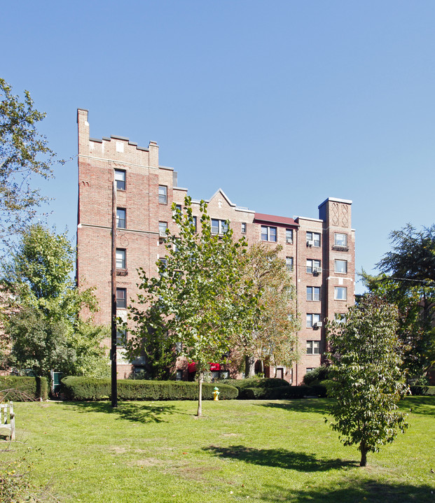 Franklin Court in White Plains, NY - Foto de edificio