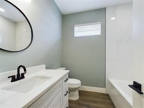 505 Mooney Ln in Fredericksburg, TX - Building Photo - Building Photo