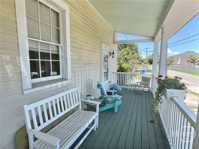 42 Van Horne Ave in Tybee Island, GA - Building Photo - Building Photo