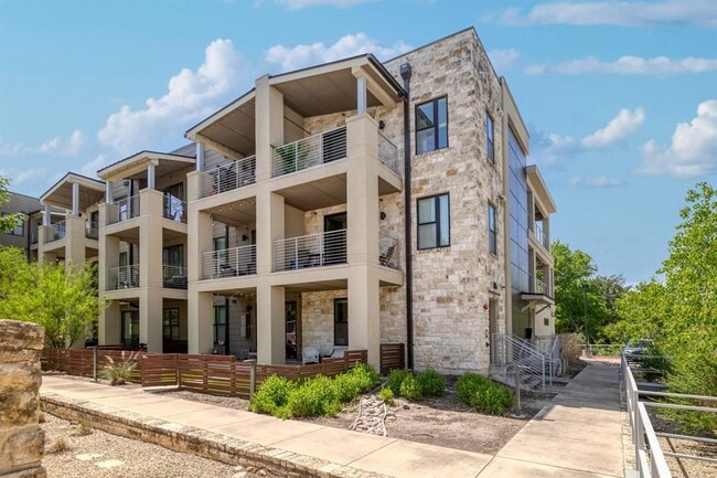 property at 2733 Dulce Ln