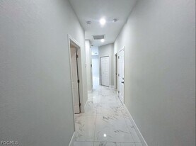 398 Pennfield Ave in Lehigh Acres, FL - Building Photo