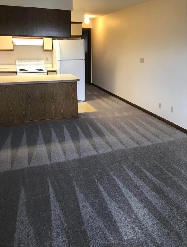property at 133 3rd Ave SW