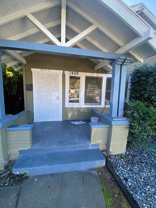 3408 W 27th St, Unit 3408 in Los Angeles, CA - Building Photo