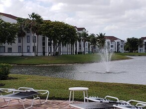 4580 NW 107th Ave in Miami, FL - Building Photo - Building Photo