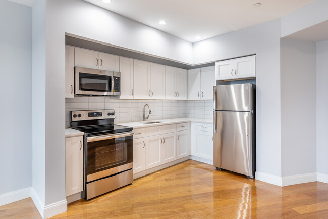 St Georges Crescent in Bronx, NY - Foto de edificio - Interior Photo