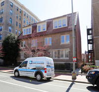 1704 T St NW in Washington, DC - Foto de edificio - Building Photo