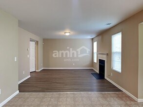2008 Cottage Grove Ct in Antioch, TN - Building Photo - Building Photo