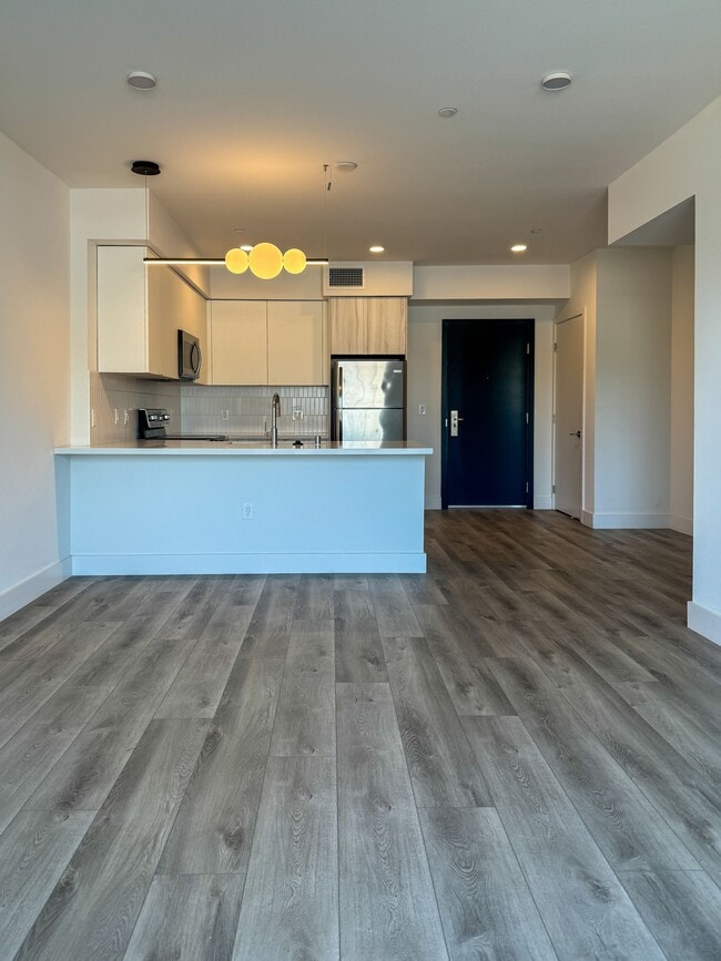 property at 6535 Melrose Ave