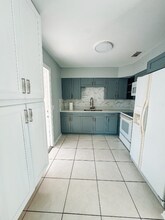 5925 George Rd in Tampa, FL - Building Photo - Building Photo