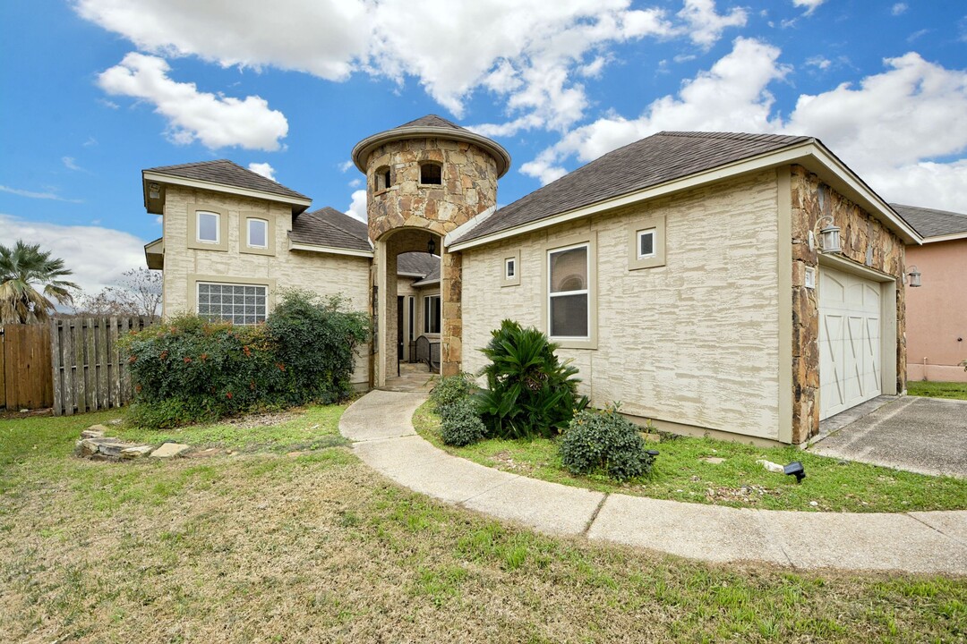 1159 Legacy Dr in New Braunfels, TX - Building Photo