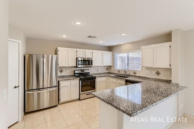 property at 189 Carlsbad Caverns St