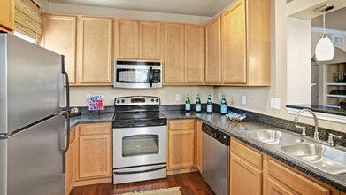 Clusters Apartments And Nearby Midland For Rent Tx The Clusters1 To 2 Bedroom 1126 1955 Building Photo