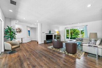 225 NW 11th St in Delray Beach, FL - Building Photo - Building Photo