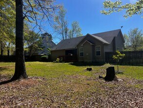 106 Dunwoody Dr in Jacksonville, NC - Building Photo - Building Photo