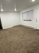 5865 E Bogard Rd, Unit 4 in Wasilla, AK - Building Photo - Building Photo