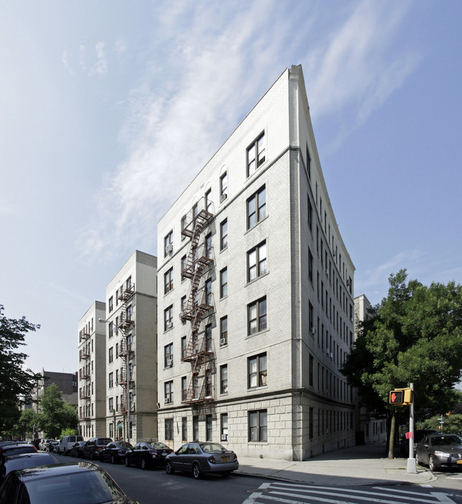 3191 Rochambeau Ave in Bronx, NY - Building Photo