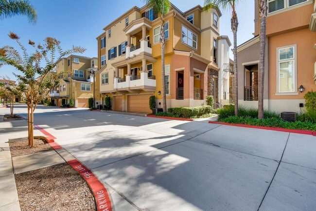 property at 8841 Promenade N Pl