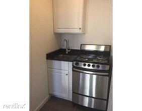 47 Massachusetts Ave-Unit -Apt 3 in Boston, MA - Building Photo - Building Photo
