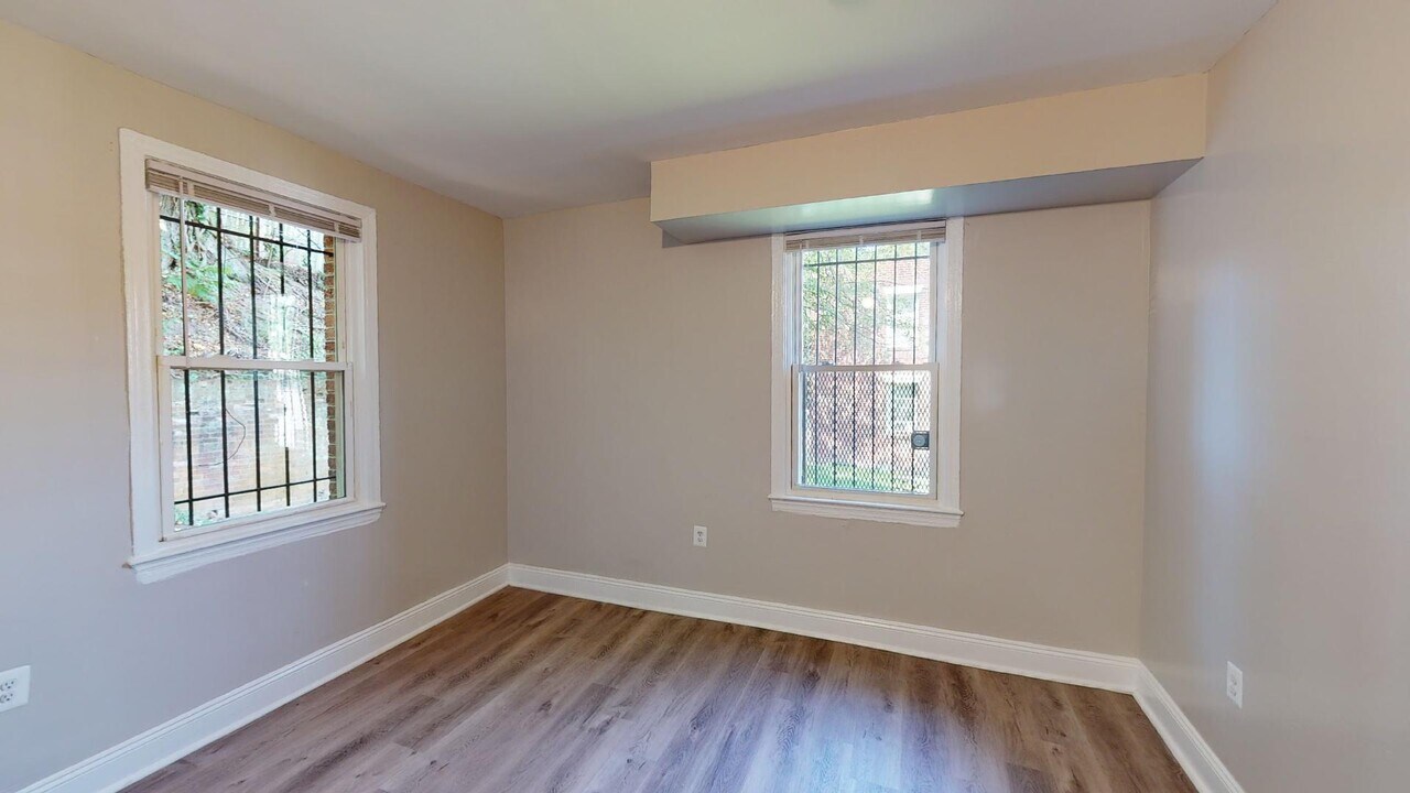 1617 Rhode Island Ave NE in Washington, DC - Building Photo