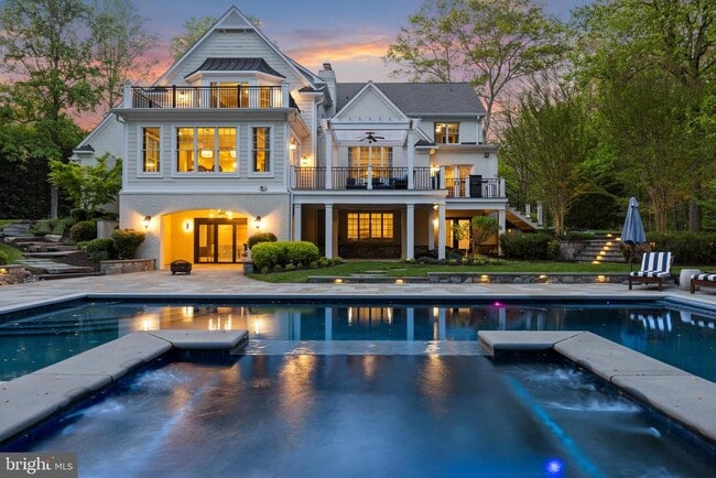 property at 11 Ivy Bridge Ct