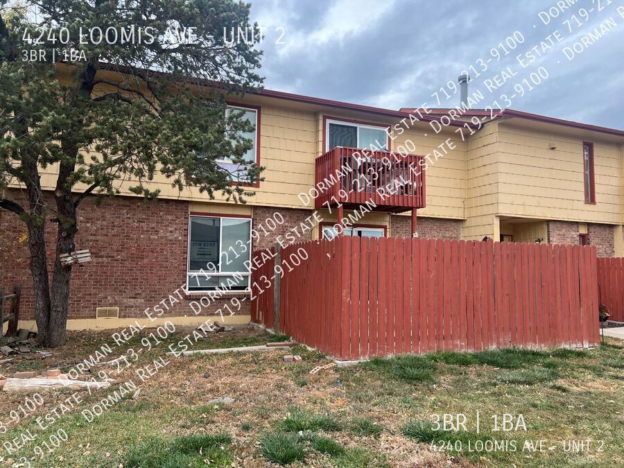 4240 Loomis Ave in Colorado Springs, CO - Building Photo