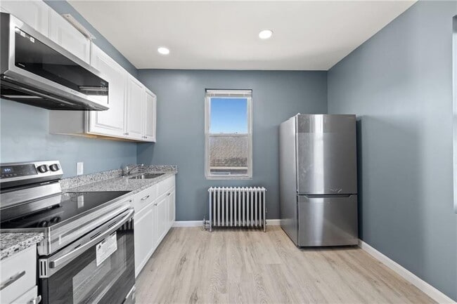 18 Loreto St in Providence, RI - Building Photo - Building Photo