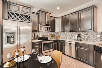 7001 Interbay Blvd in Tampa, FL - Building Photo - Building Photo