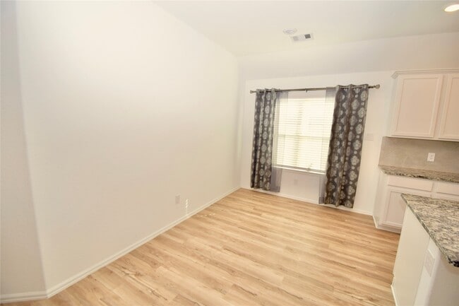 property at 3735 Rock Ledge Dr