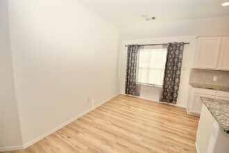 3735 Rock Ledge Dr in Rosenberg, TX - Building Photo - Building Photo