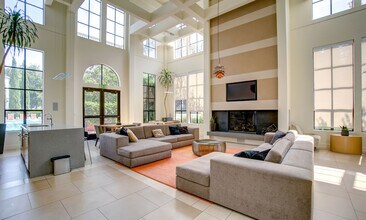 Mansion Grove in Santa Clara, CA - Building Photo - Building Photo