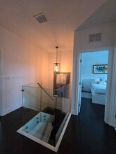 11260 NW 84th St in Doral, FL - Building Photo - Building Photo