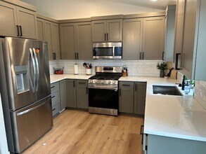 21365 Pelican Dr in Bend, OR - Building Photo - Building Photo