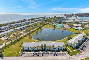 4750 Snook Dr SE in St. Petersburg, FL - Building Photo