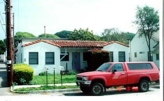 294 S Catalina St in Ventura, CA - Building Photo