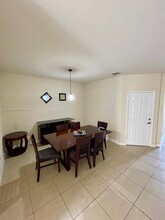 8774 NW 98th Ave in Doral, FL - Building Photo - Building Photo